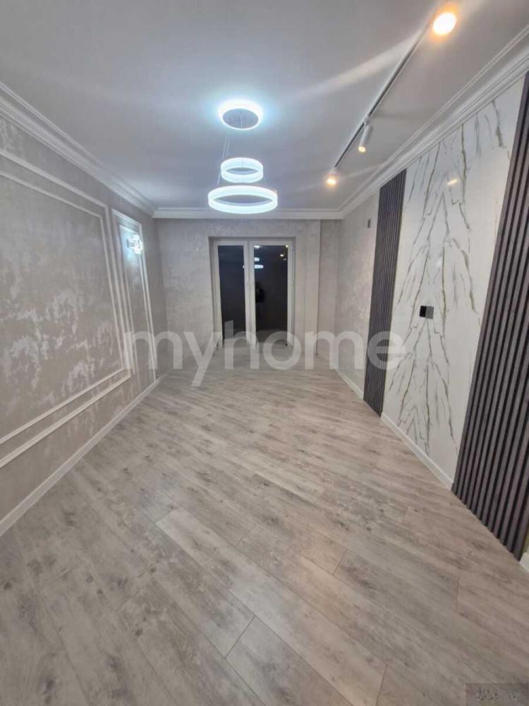 Bakı şəhəri 80m² mənzil satılır