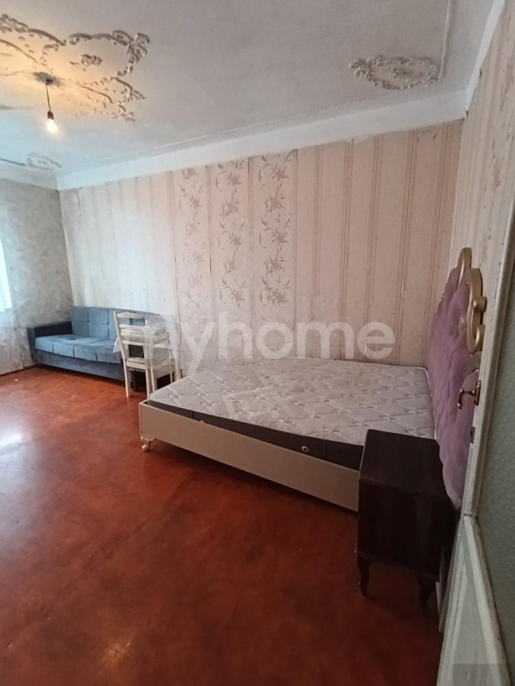 Bakı şəhəri 35m² mənzil kirayə verilir