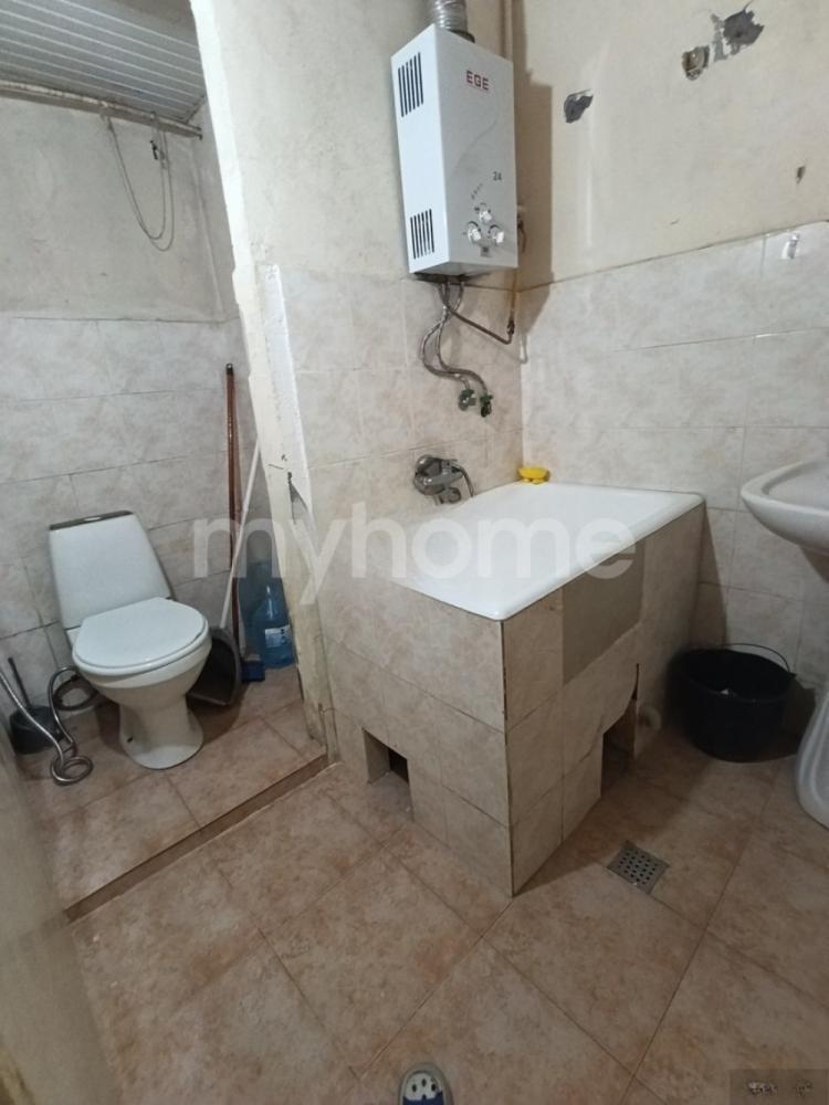 Bakı şəhəri 35m² mənzil kirayə verilir