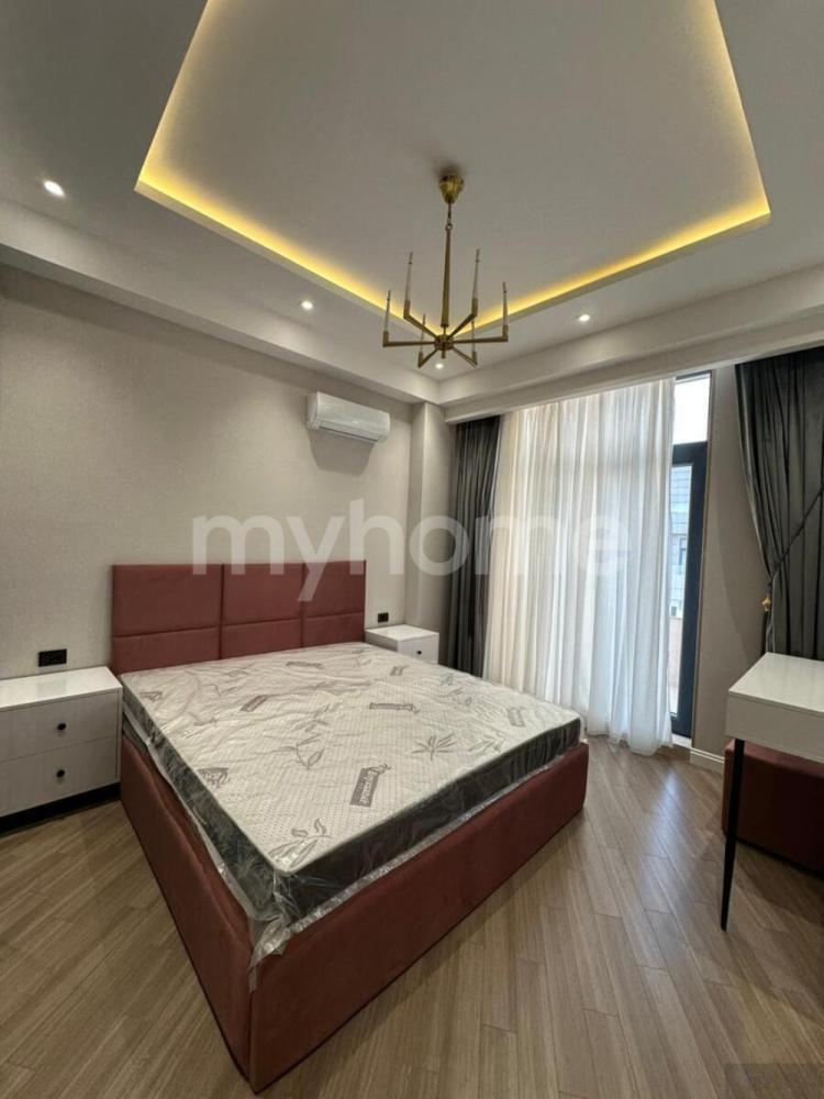 Bakı şəhəri 100m² mənzil kirayə verilir