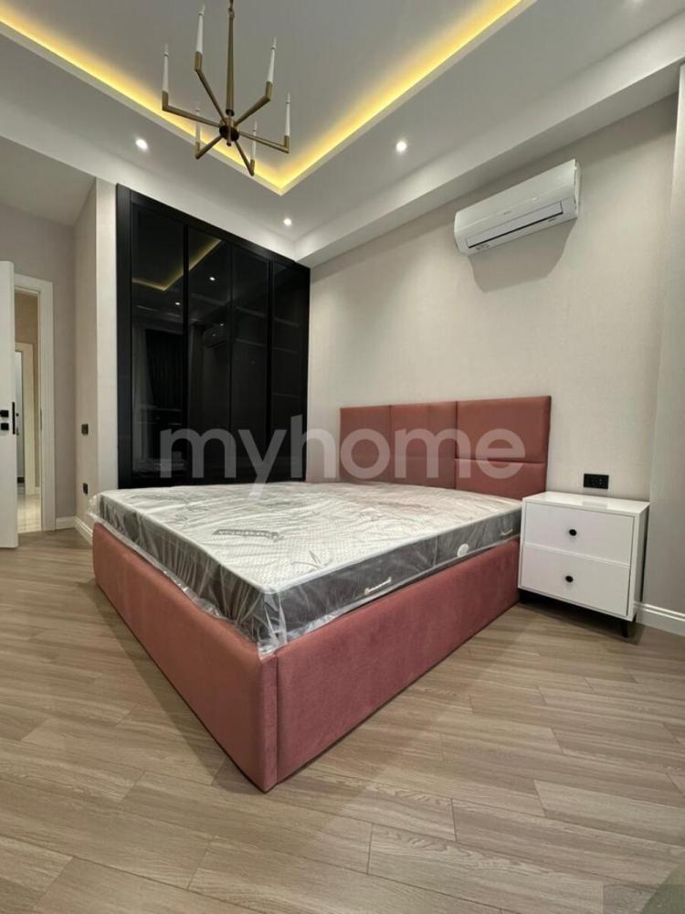 Bakı şəhəri 100m² mənzil kirayə verilir