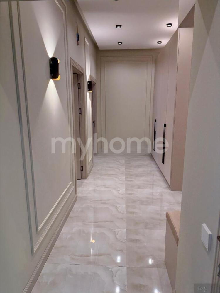 Bakı şəhəri 100m² mənzil kirayə verilir