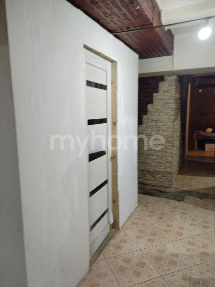 Bakı şəhəri 75m² mənzil kirayə verilir
