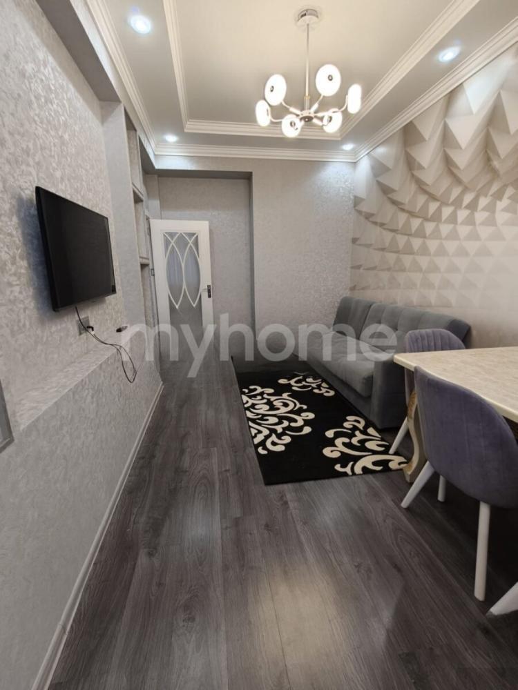Bakı şəhəri 45m² mənzil kirayə verilir