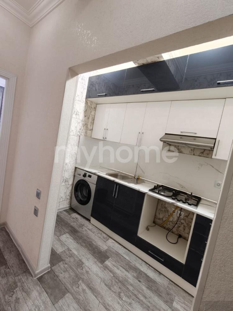 Bakı şəhəri 45m² mənzil kirayə verilir