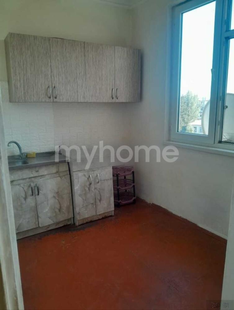 Bakı şəhəri 38m² mənzil satılır