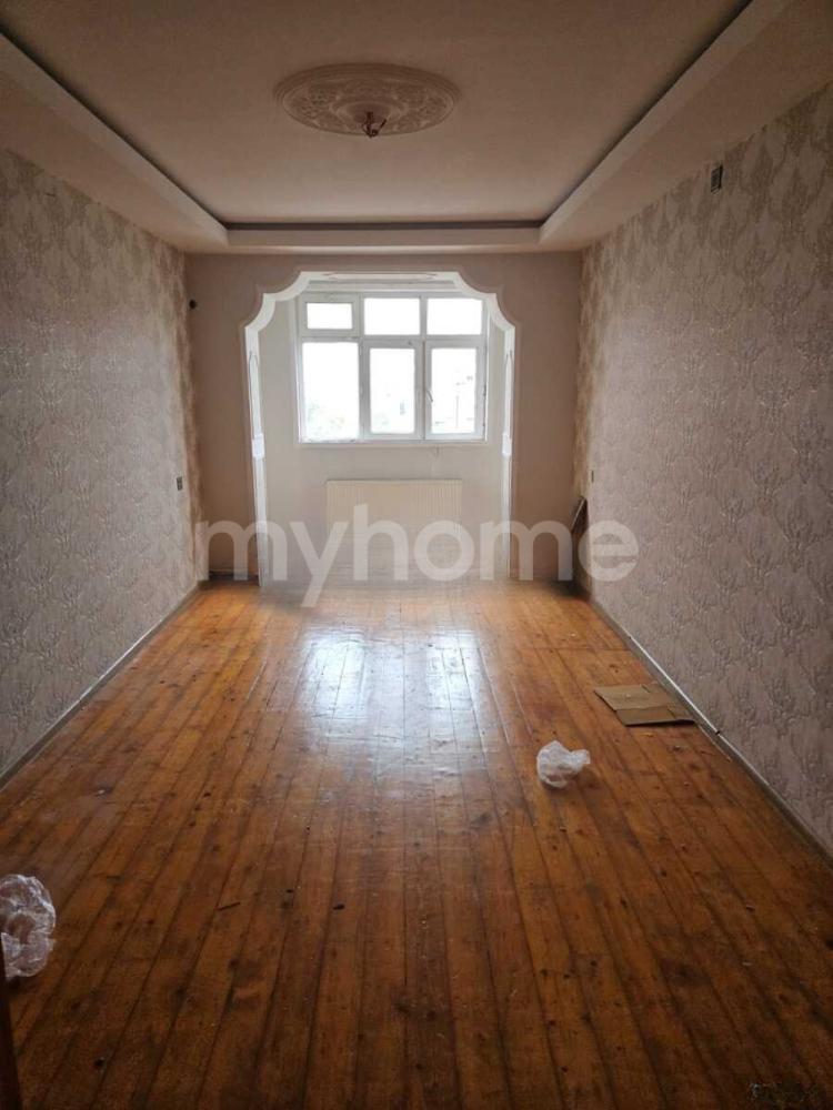 9-cu mikrorayon qəsəbəsi 130m² mənzil satılır