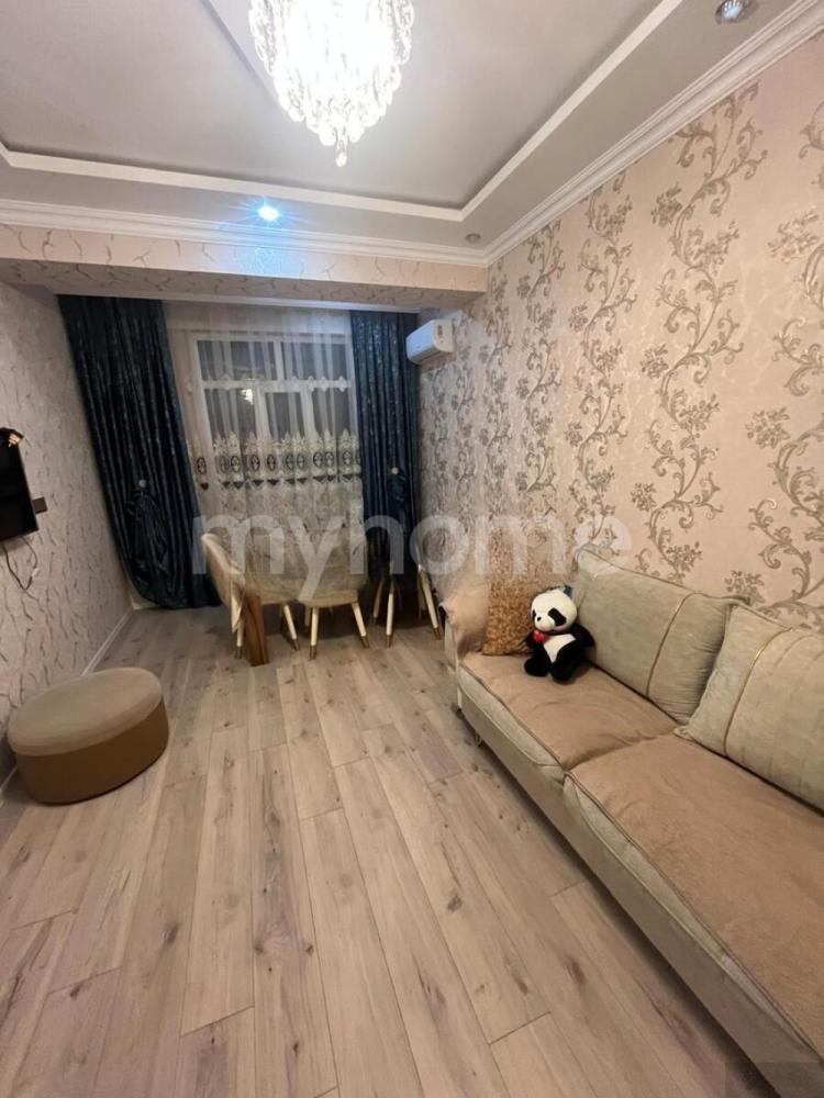Masazır qəsəbəsi 82m² mənzil satılır