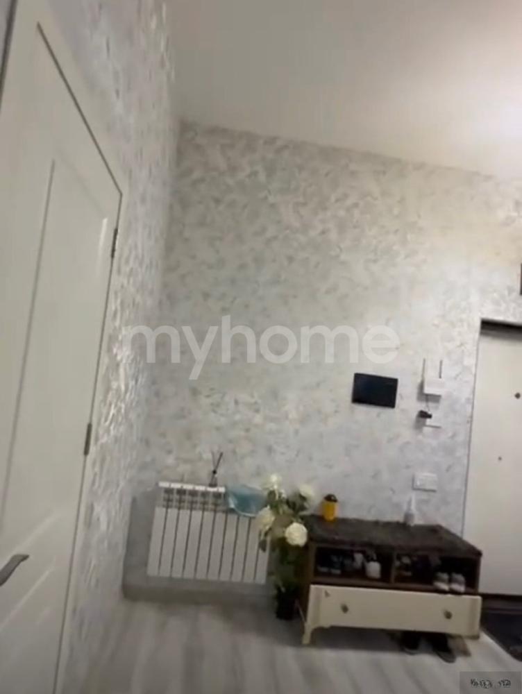 Saray qəsəbəsi 62m² mənzil satılır