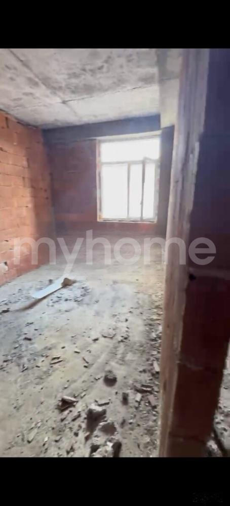 Xırdalan şəhəri 42m² mənzil satılır