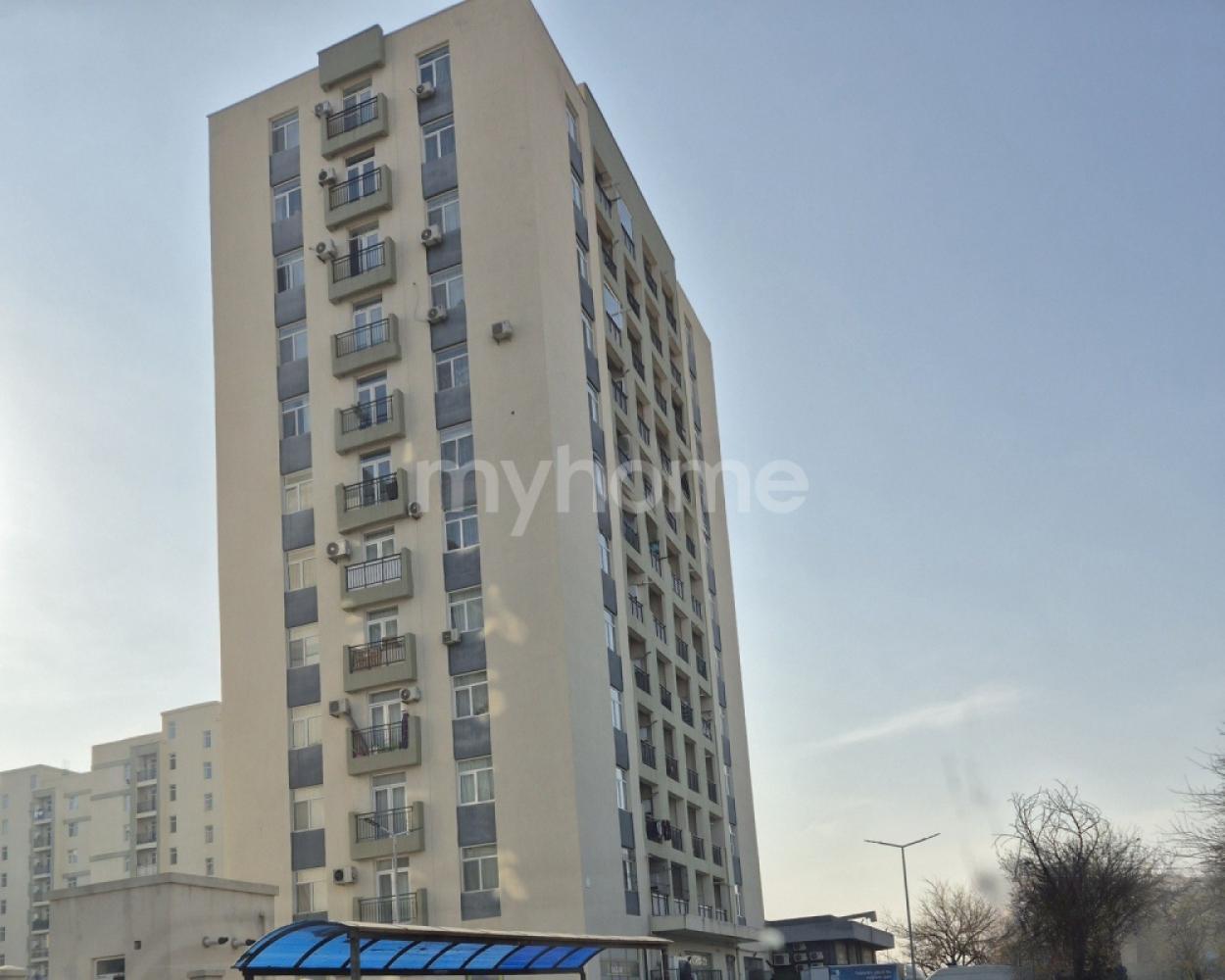 Gəncə şəhəri 77m² mənzil satılır