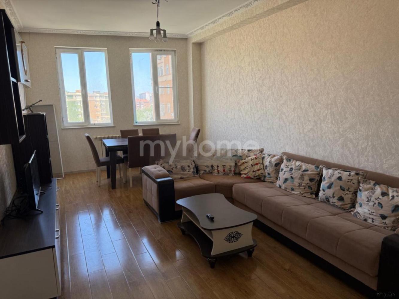 Masazır qəsəbəsi 92m² mənzil satılır