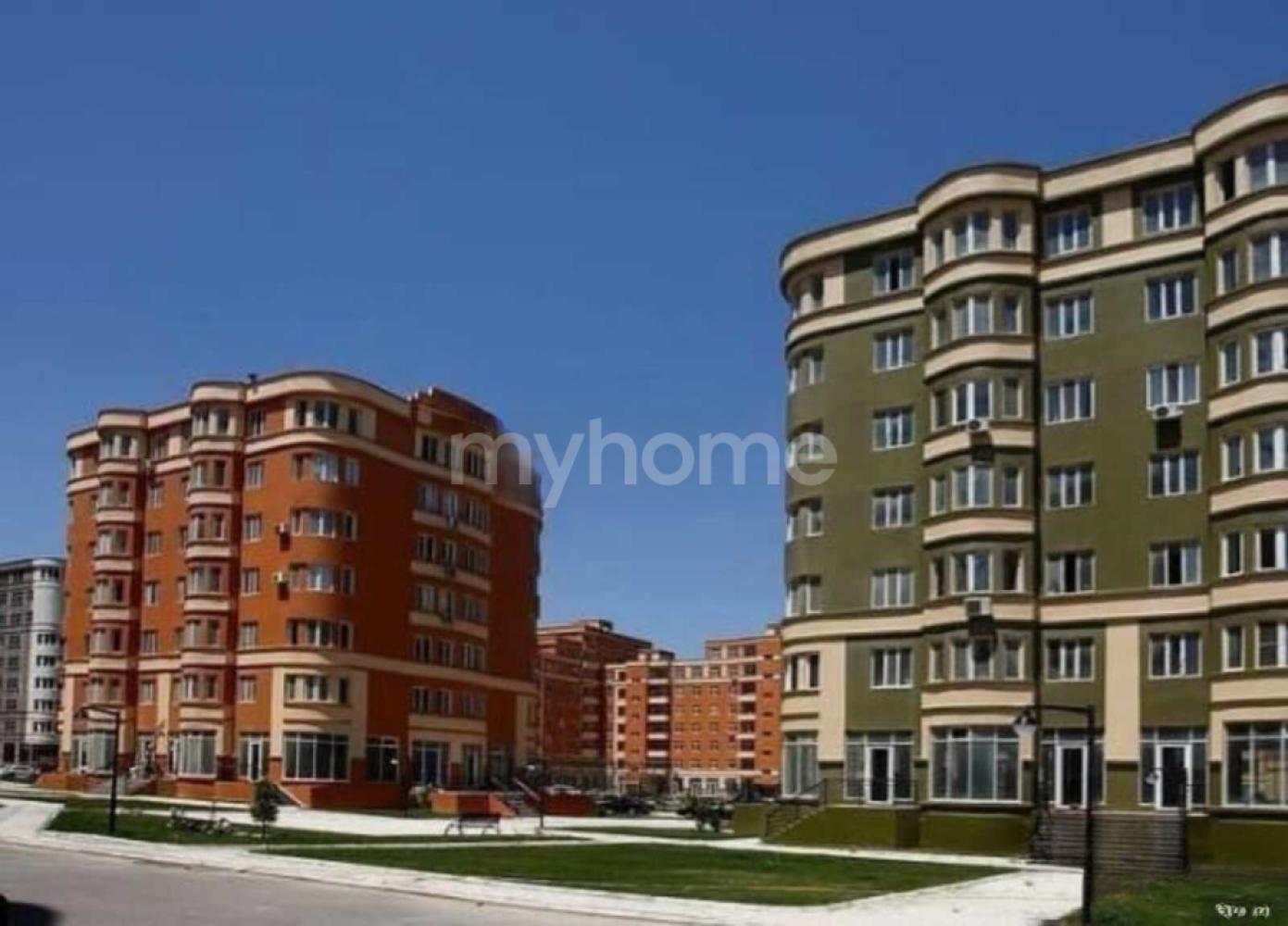 Masazır qəsəbəsi 92m² mənzil satılır