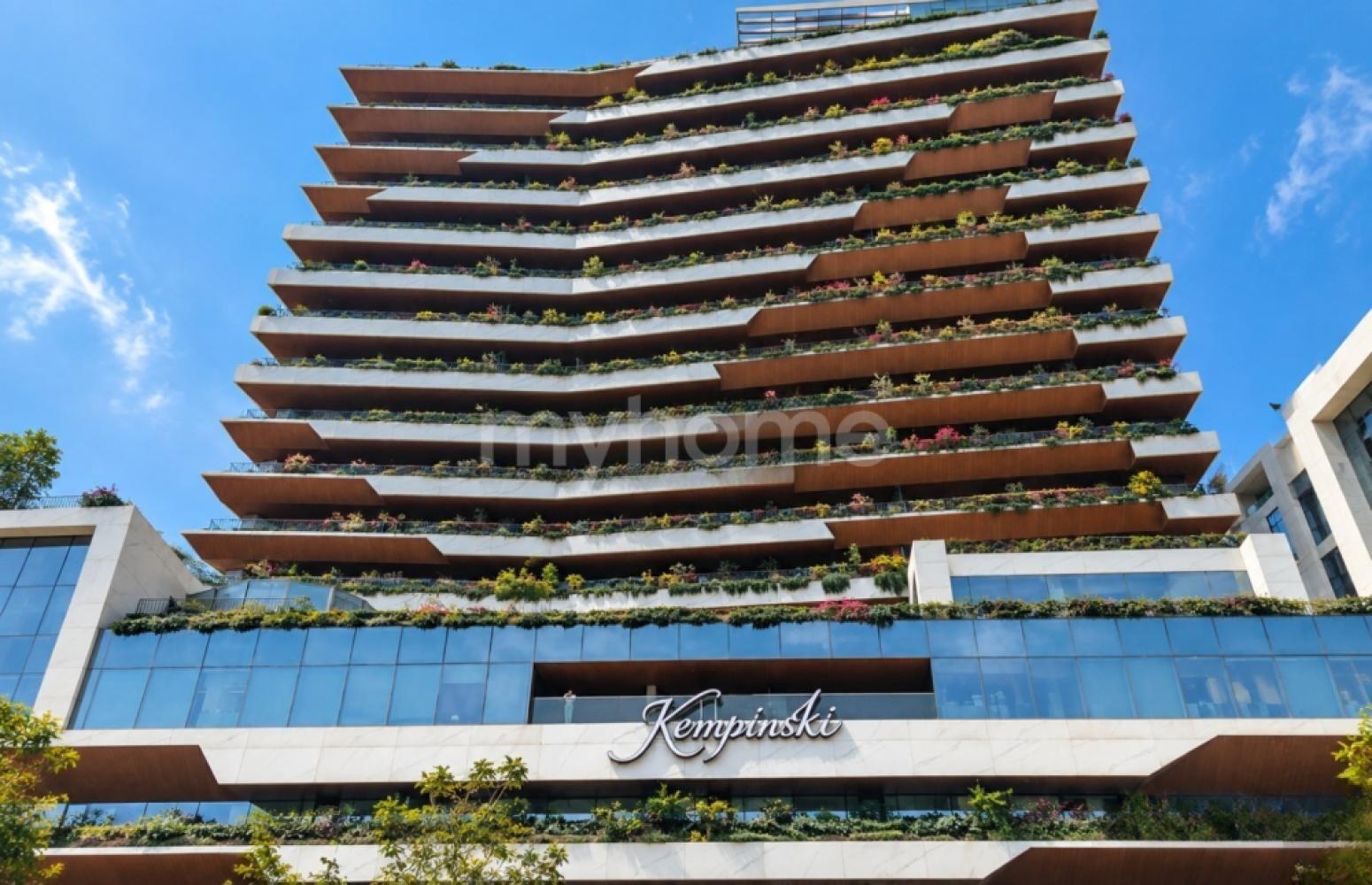 Bayıl qəsəbəsi 249m² mənzil satılır