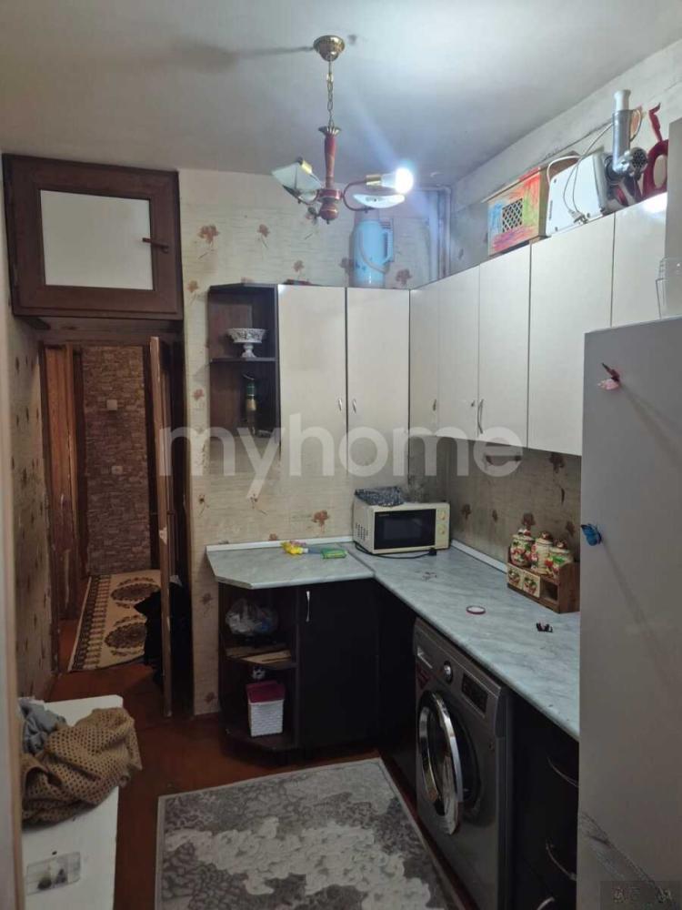 Sumqayıt şəhəri 45m² mənzil satılır