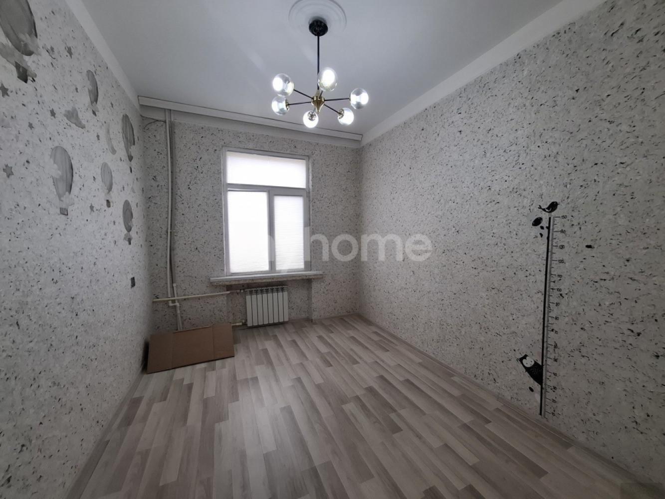 Bakı şəhəri 80m² mənzil satılır