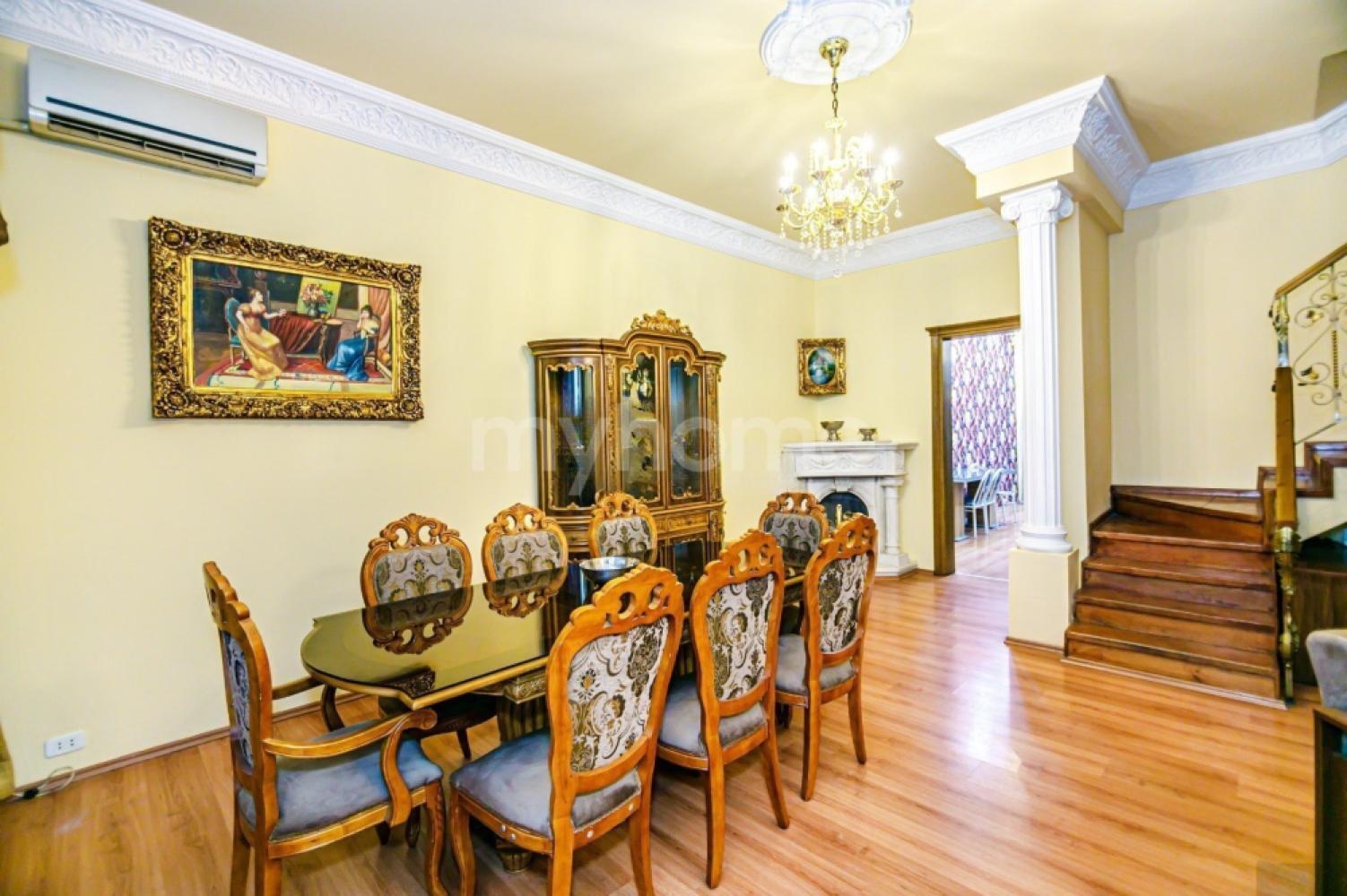 28 May qəsəbəsi 160m² mənzil kirayə verilir