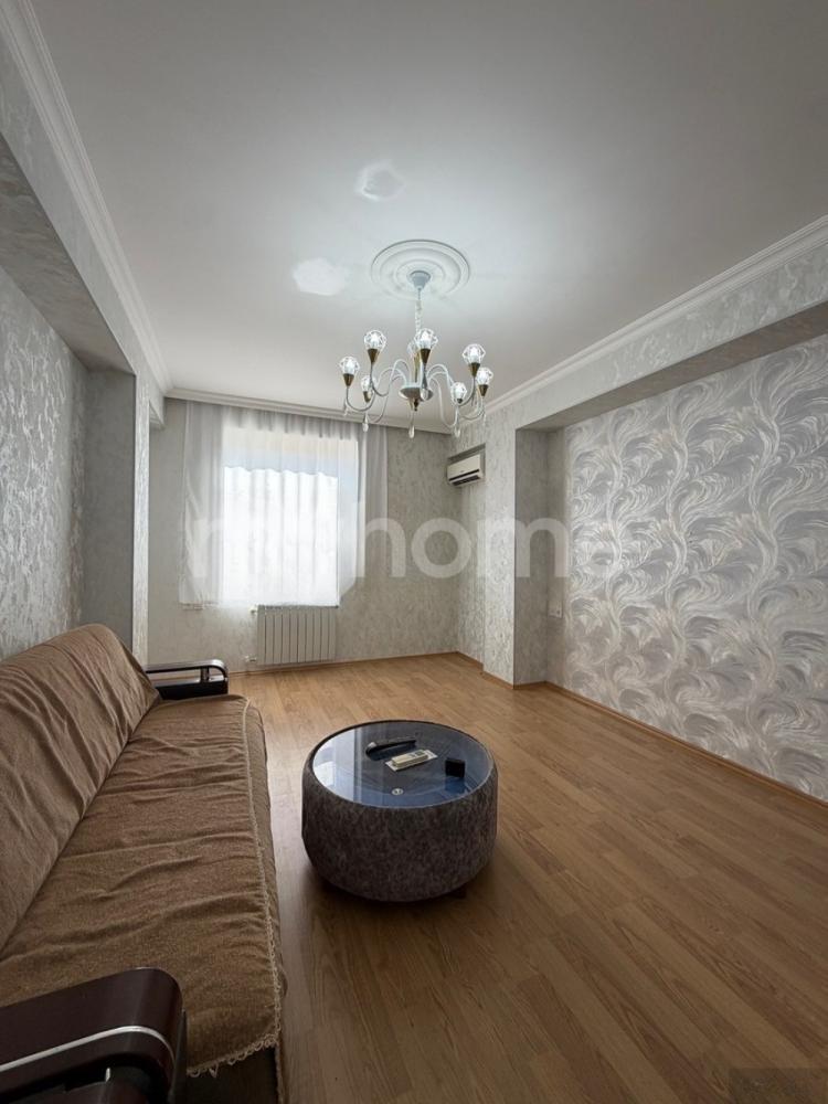 Masazır qəsəbəsi 44m² mənzil satılır
