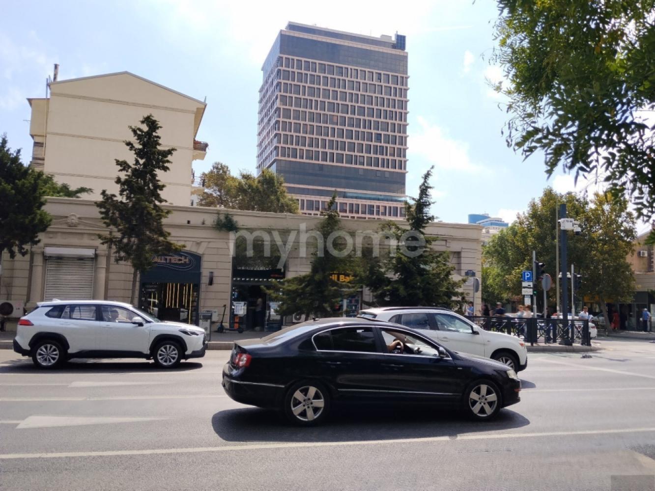 28 May qəsəbəsi 40m² mənzil kirayə verilir