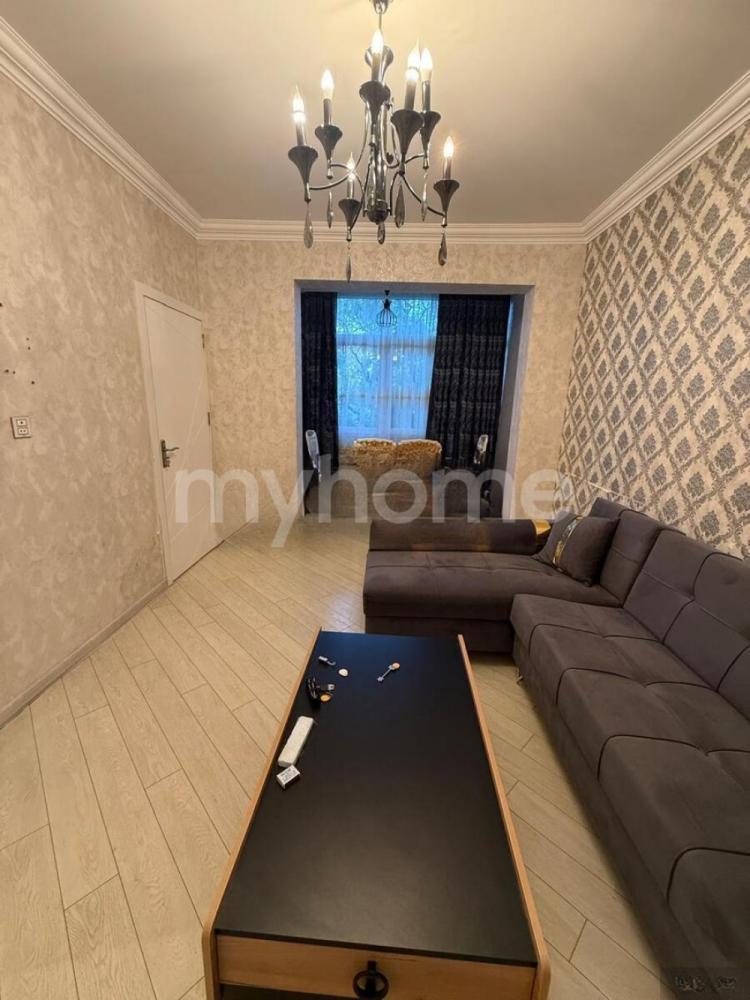 Cavadxan qəsəbəsi 55m² mənzil satılır