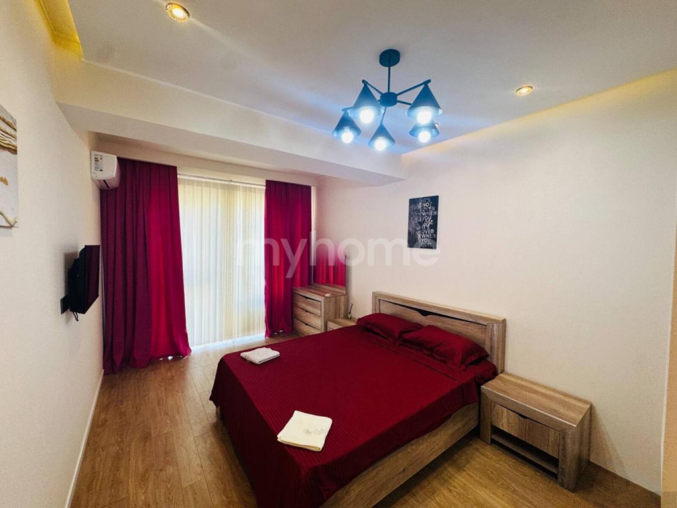 Bakı şəhəri 113m² mənzil kirayə verilir