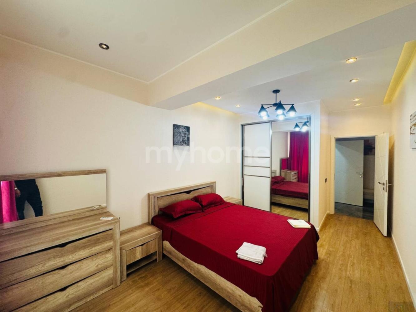 Bakı şəhəri 113m² mənzil kirayə verilir