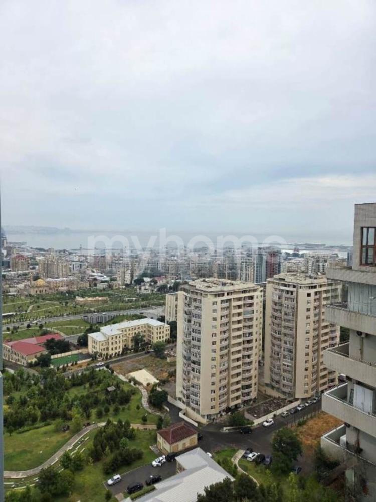 Bakı şəhəri 207m² mənzil satılır