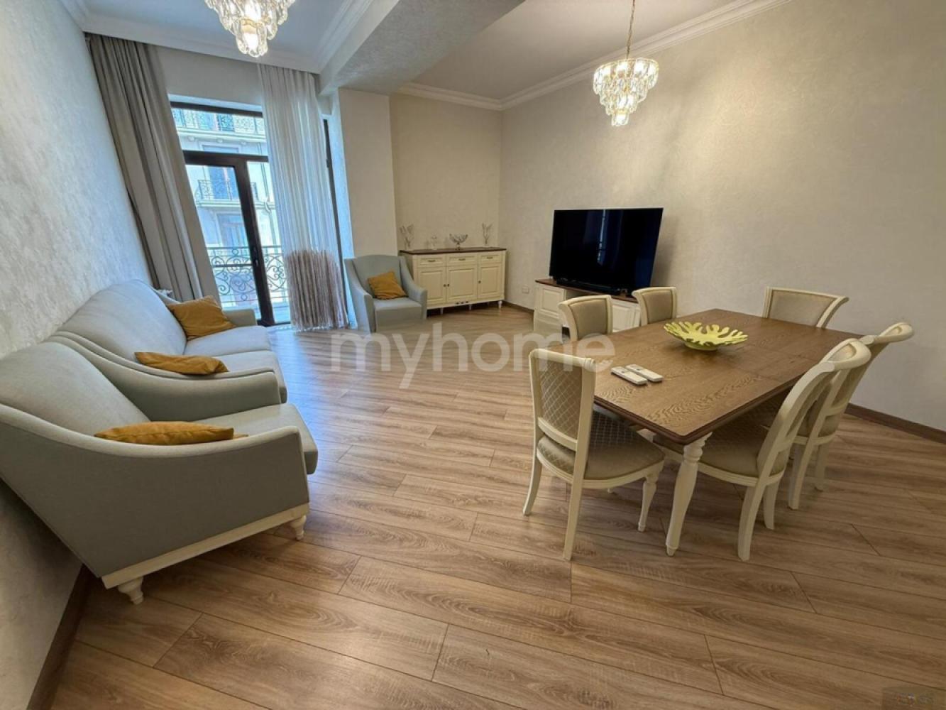 Ağ şəhər qəsəbəsi 160m² mənzil kirayə verilir