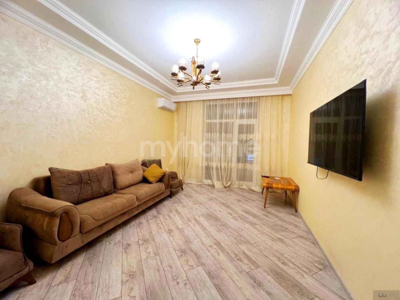 Nərimanov qəsəbəsi 80m² mənzil kirayə verilir