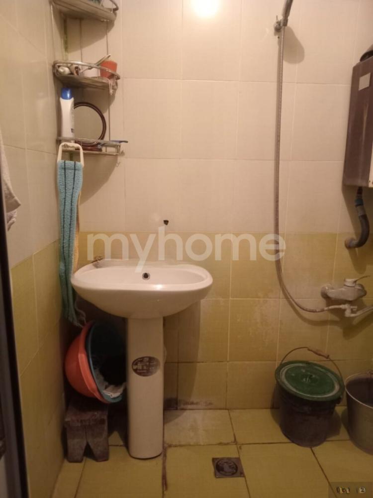 Bakıxanov qəsəbəsi 75m² mənzil satılır