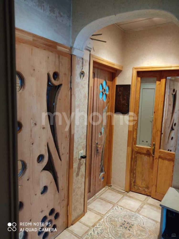 Sumqayıt şəhəri 70m² mənzil satılır
