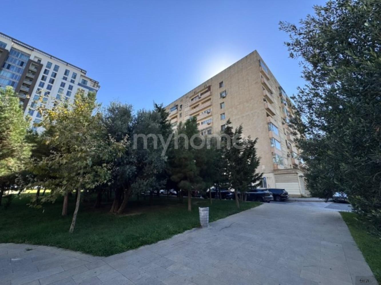 Bakı şəhəri 95m² mənzil satılır