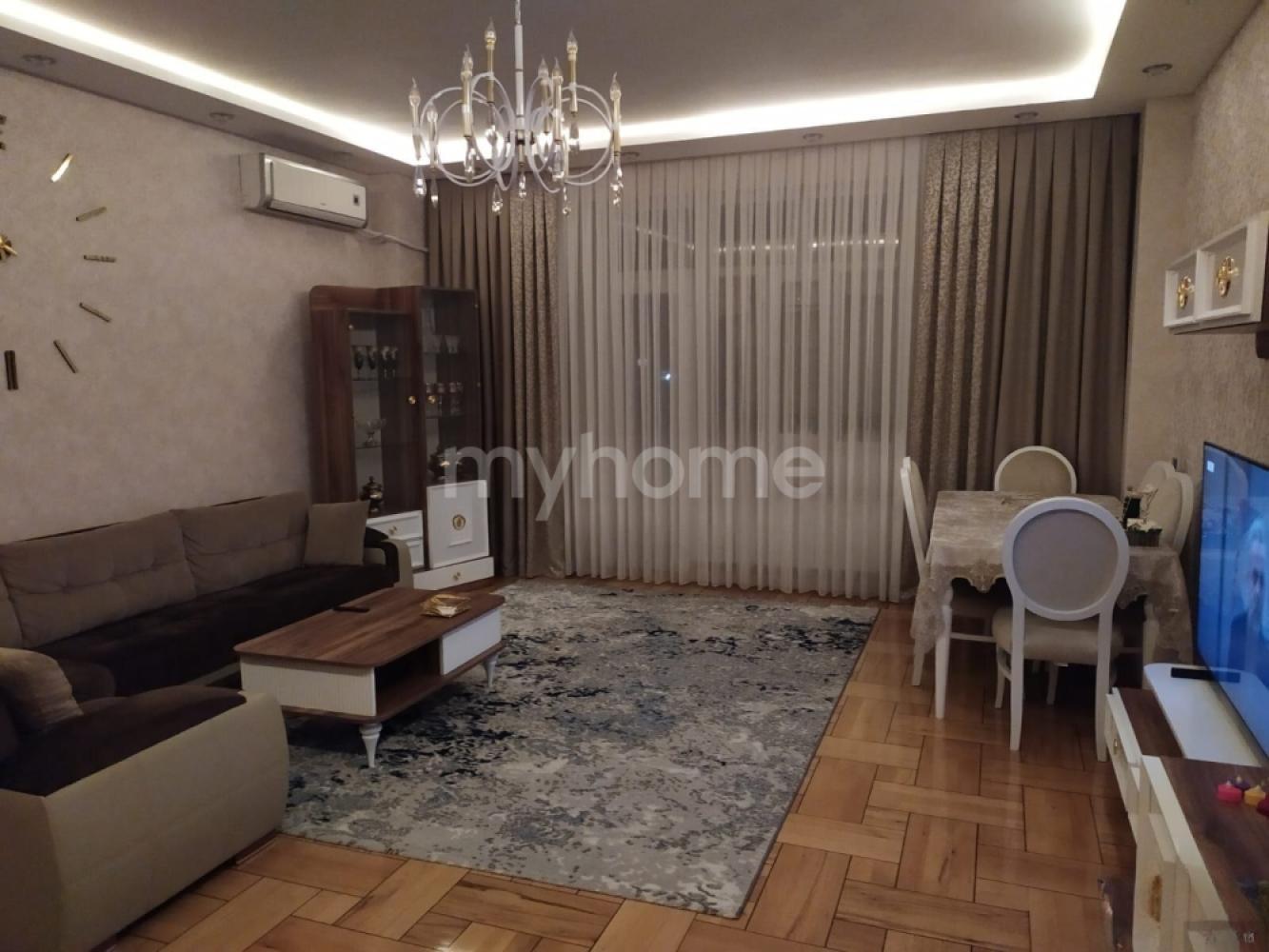 Sumqayıt şəhəri 98m² mənzil satılır