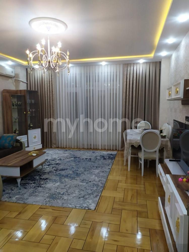 Sumqayıt şəhəri 98m² mənzil satılır