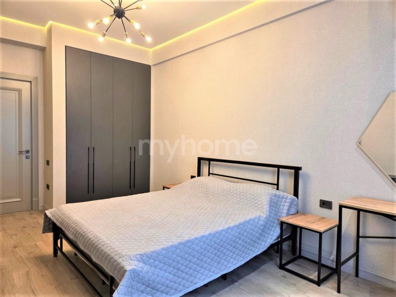 Bakı şəhəri 100m² mənzil kirayə verilir