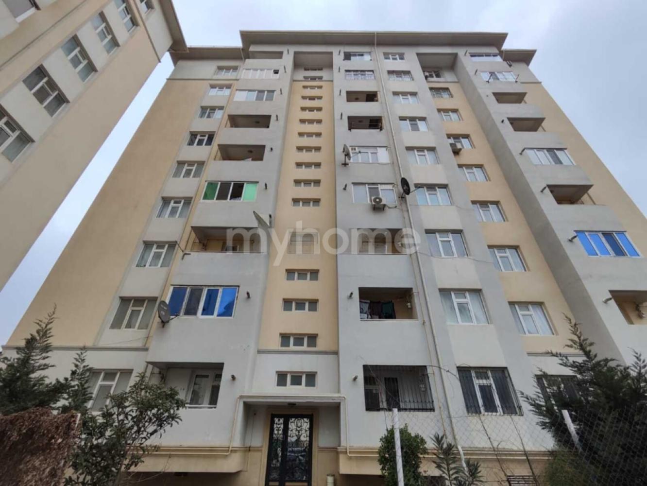 Xocəsən qəsəbəsi 95m² mənzil satılır