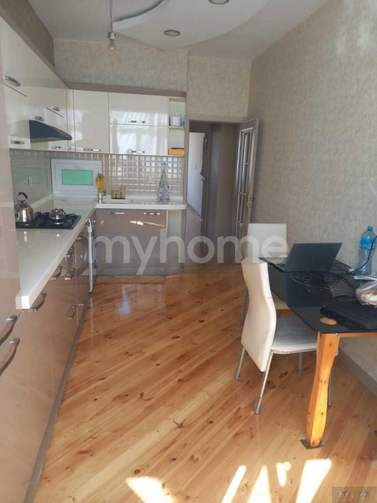 Xırdalan şəhəri 85m² mənzil satılır