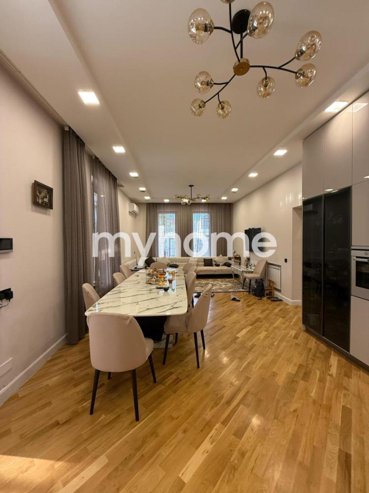 Xırdalan şəhəri 550m² həyət evi satılır