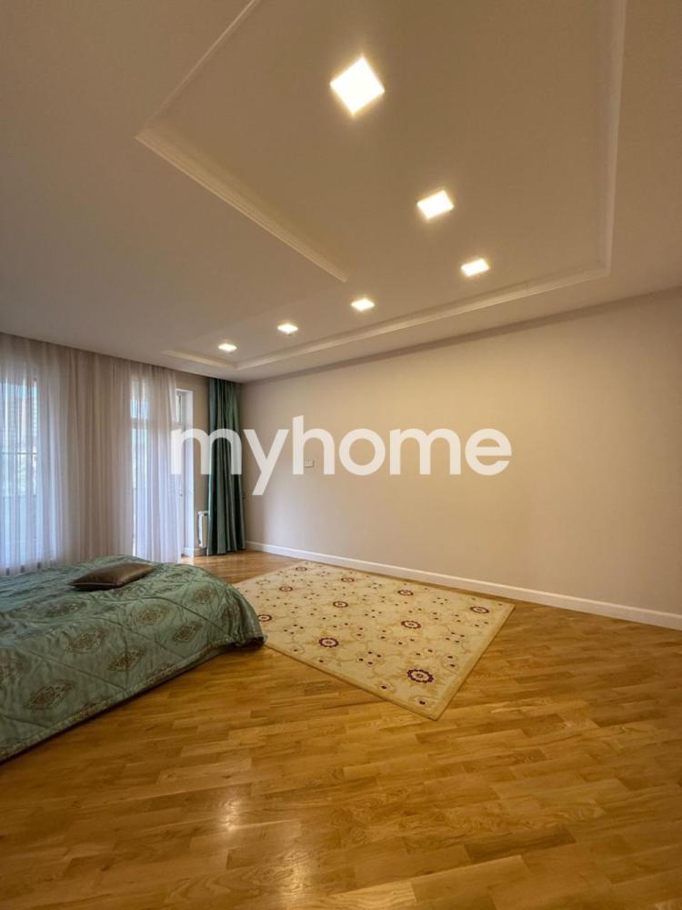 Xırdalan şəhərində 550m² həyət evi satılır Xırdalan şəhərində 550m² həyət evi satılır