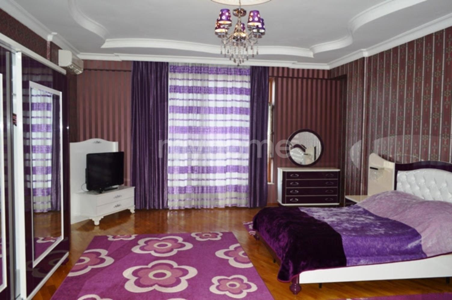 Bakı şəhəri 150m² mənzil kirayə verilir