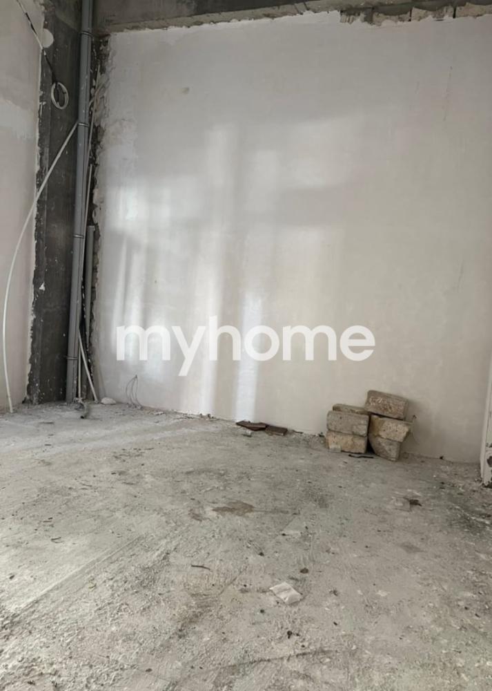 Böyükşor qəsəbəsi 30m² obyekt satılır