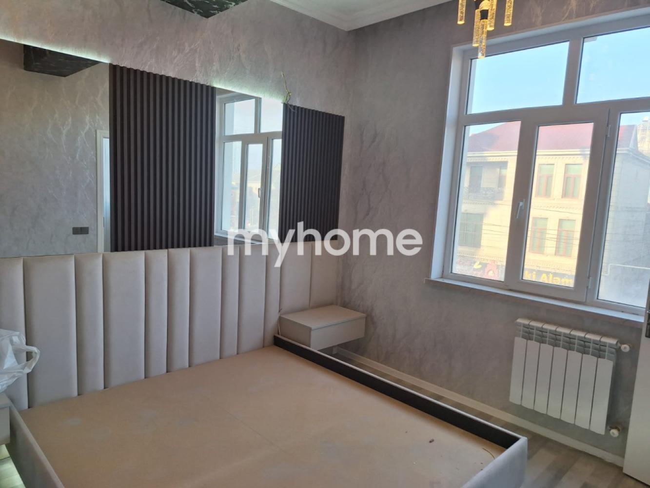 Masazır qəsəbəsi 74m² mənzil satılır