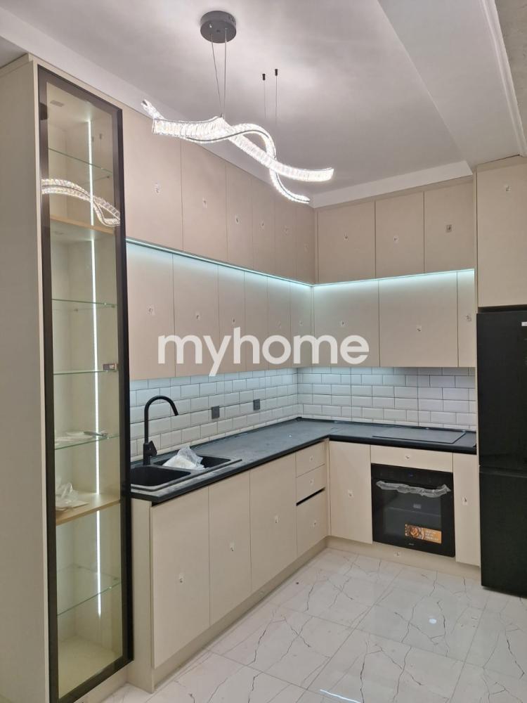 Masazır qəsəbəsində 74m² mənzil satılır Masazır qəsəbəsində 74m² mənzil satılır