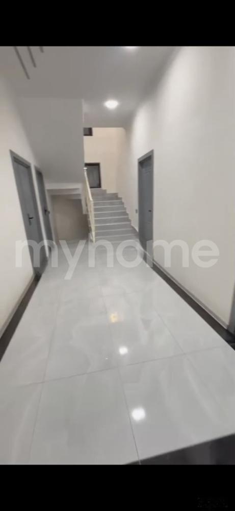Bakı şəhəri 120m² mənzil kirayə verilir