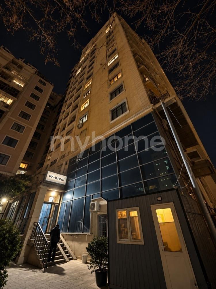 Bakı şəhəri 190m² mənzil satılır