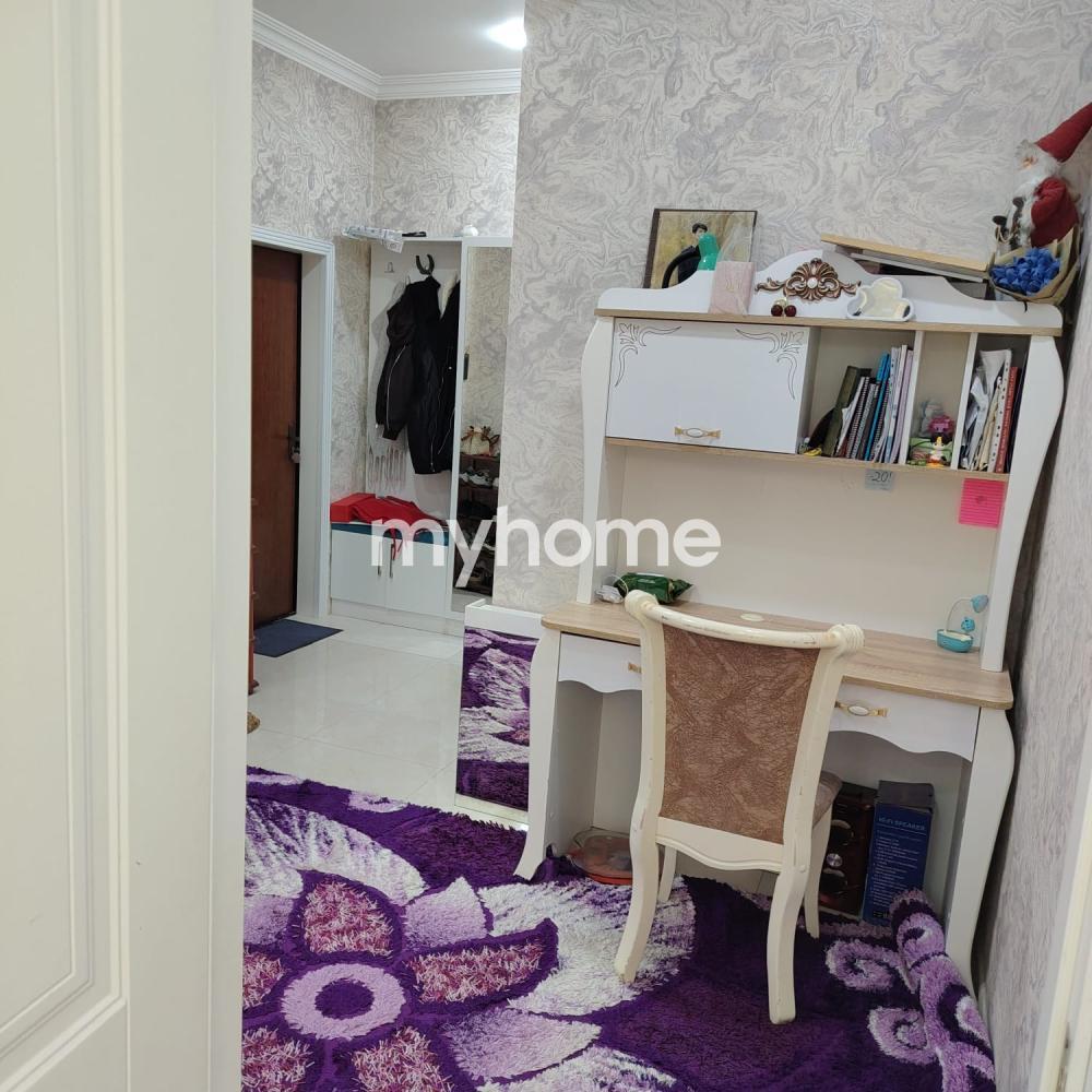 Lökbatan qəsəbəsi 65m² mənzil satılır