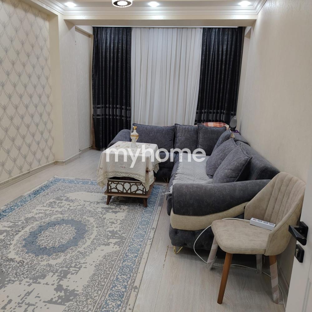 Lökbatan qəsəbəsi 65m² mənzil satılır