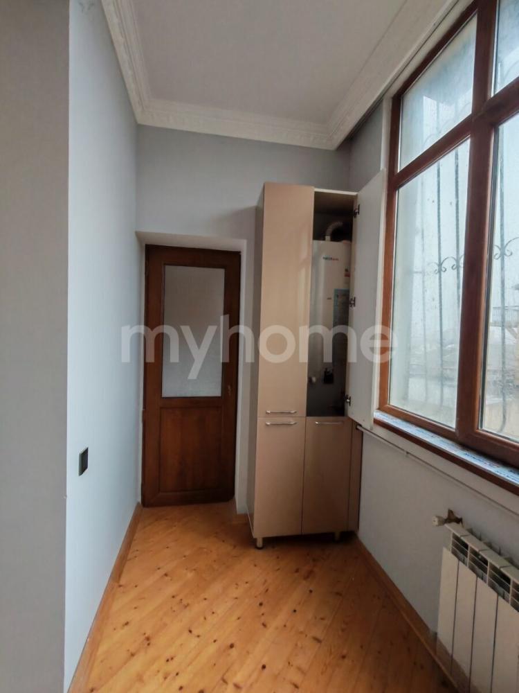 Xırdalan şəhəri 75m² mənzil satılır