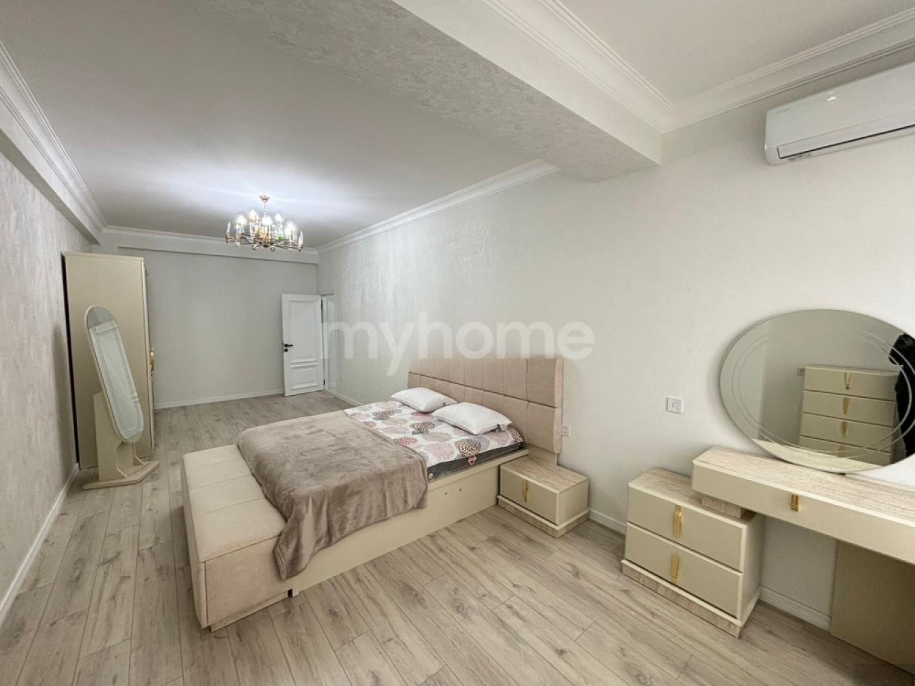 Təbrizli qəsəbəsi 140m² mənzil kirayə verilir