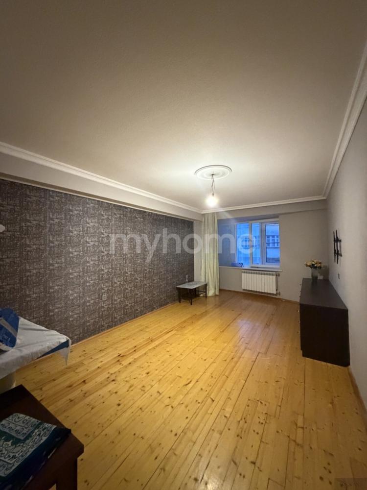 Bakıxanov qəsəbəsi 113m² mənzil satılır
